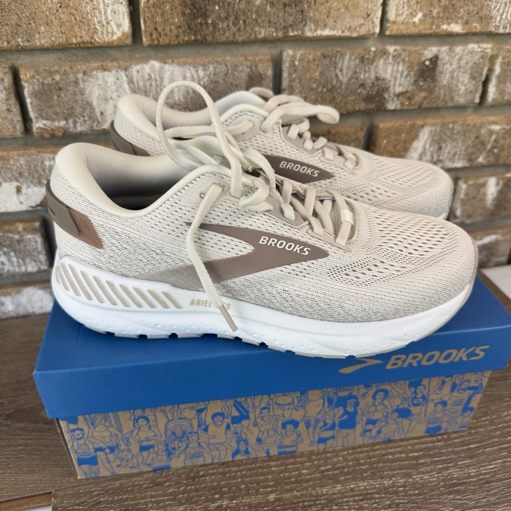 Brooks Ariel GTS 24 Women's Running Shoes Coconut Tan 120414 Sz 7.5D Wide